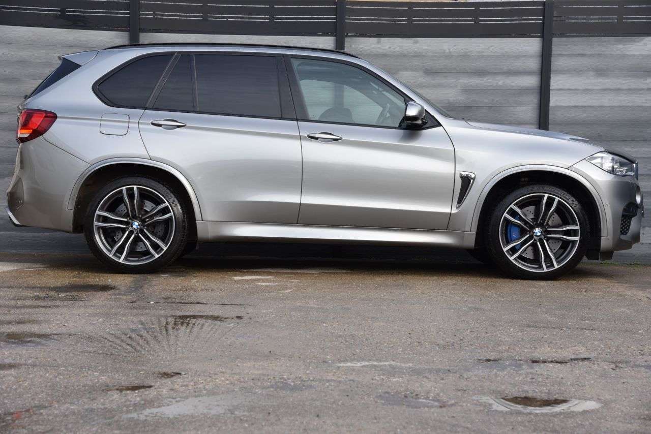 2017 BMW X5 M 2017 BMW X5 M