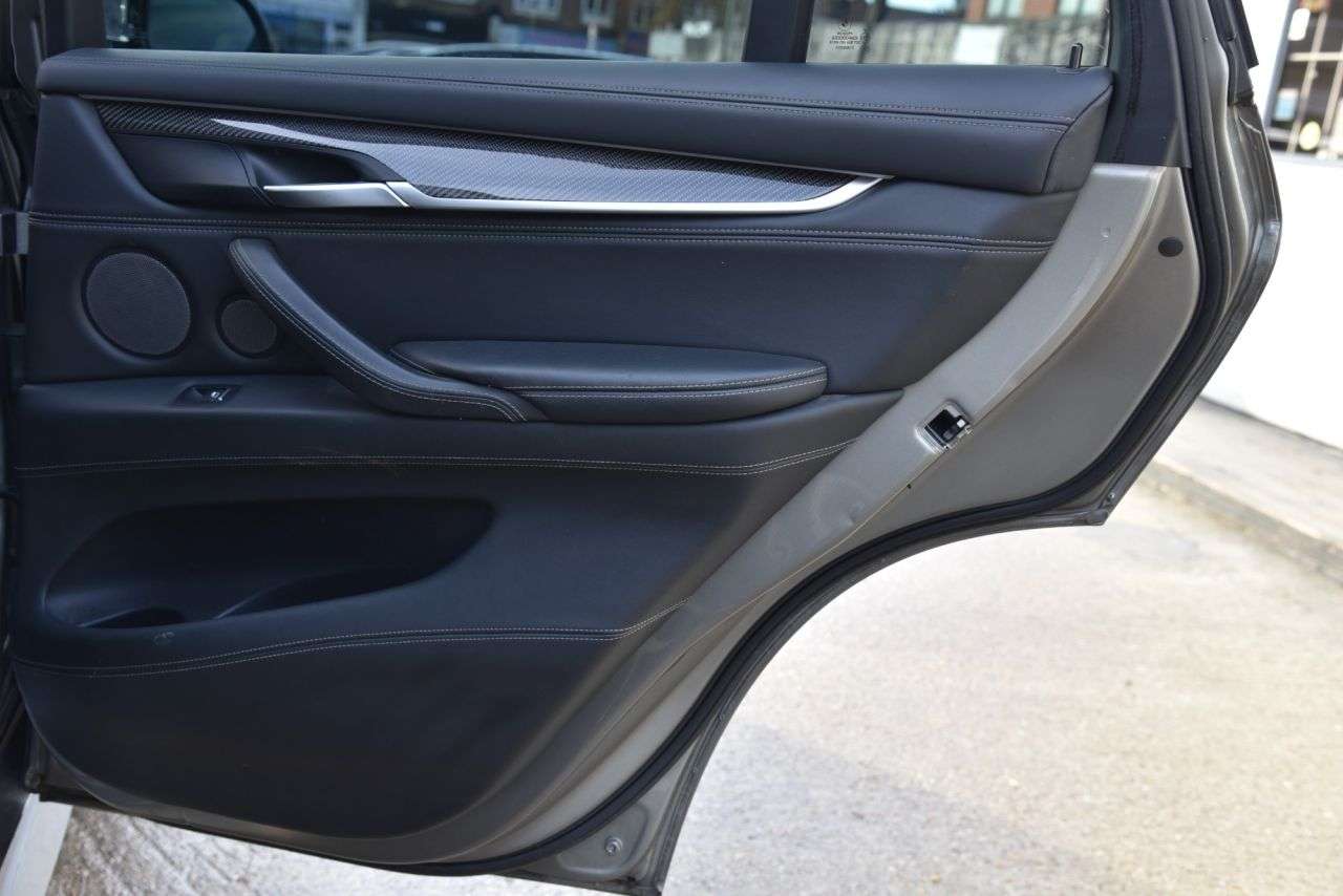 2017 BMW X5 M 2017 BMW X5 M