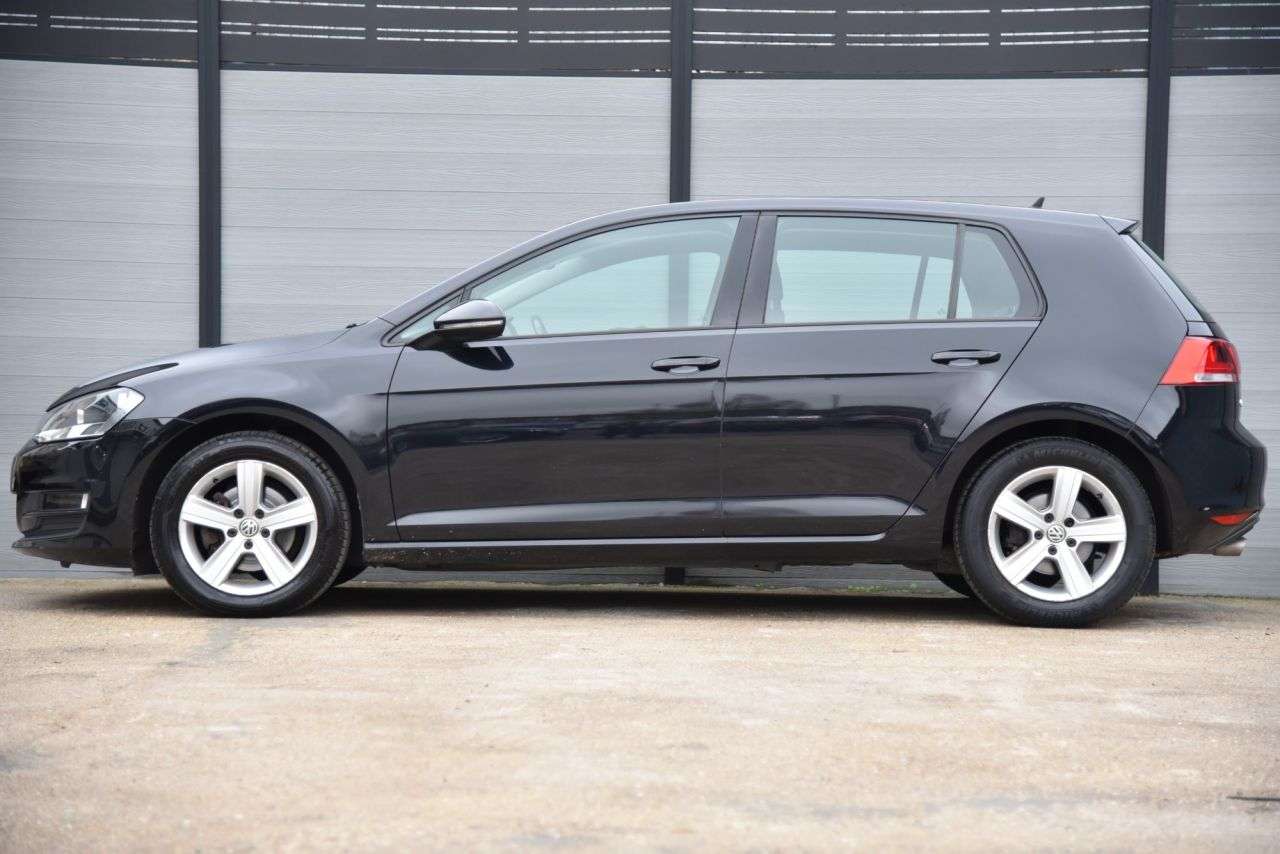 2017 VOLKSWAGEN GOLF 2017 VOLKSWAGEN GOLF