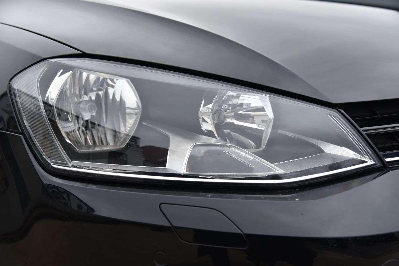 2017 VOLKSWAGEN GOLF 2017 VOLKSWAGEN GOLF