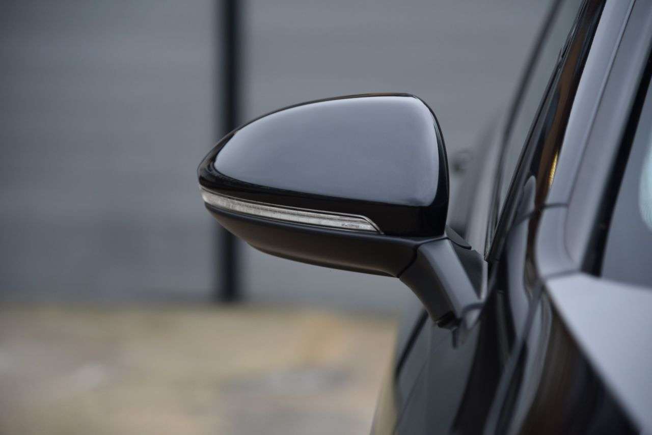 2017 VOLKSWAGEN GOLF 2017 VOLKSWAGEN GOLF