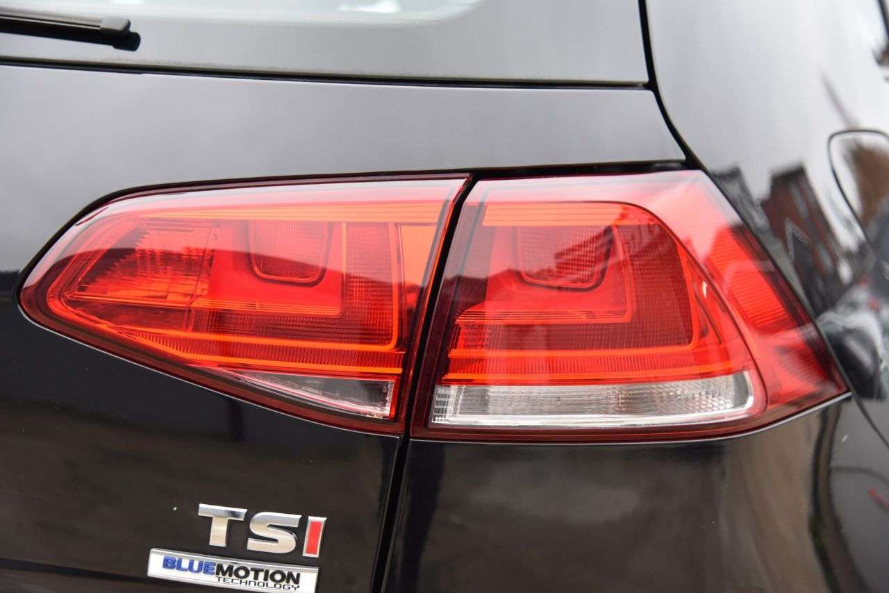 2017 VOLKSWAGEN GOLF 2017 VOLKSWAGEN GOLF