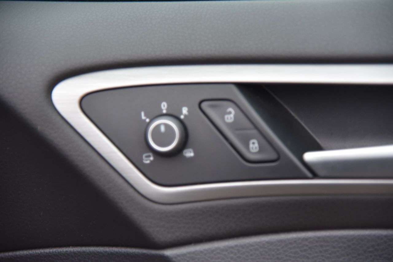 2017 VOLKSWAGEN GOLF 2017 VOLKSWAGEN GOLF