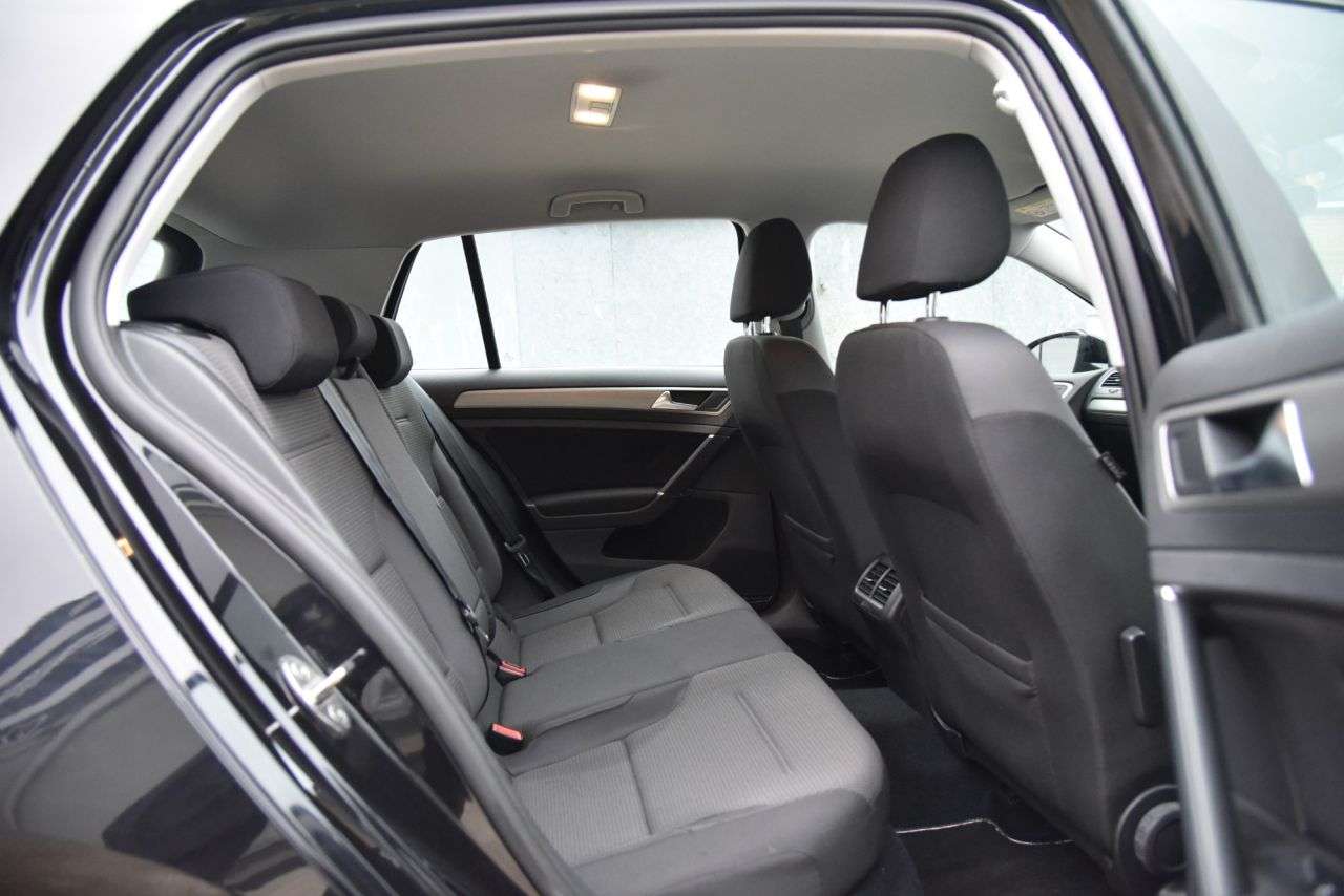 2017 VOLKSWAGEN GOLF 2017 VOLKSWAGEN GOLF