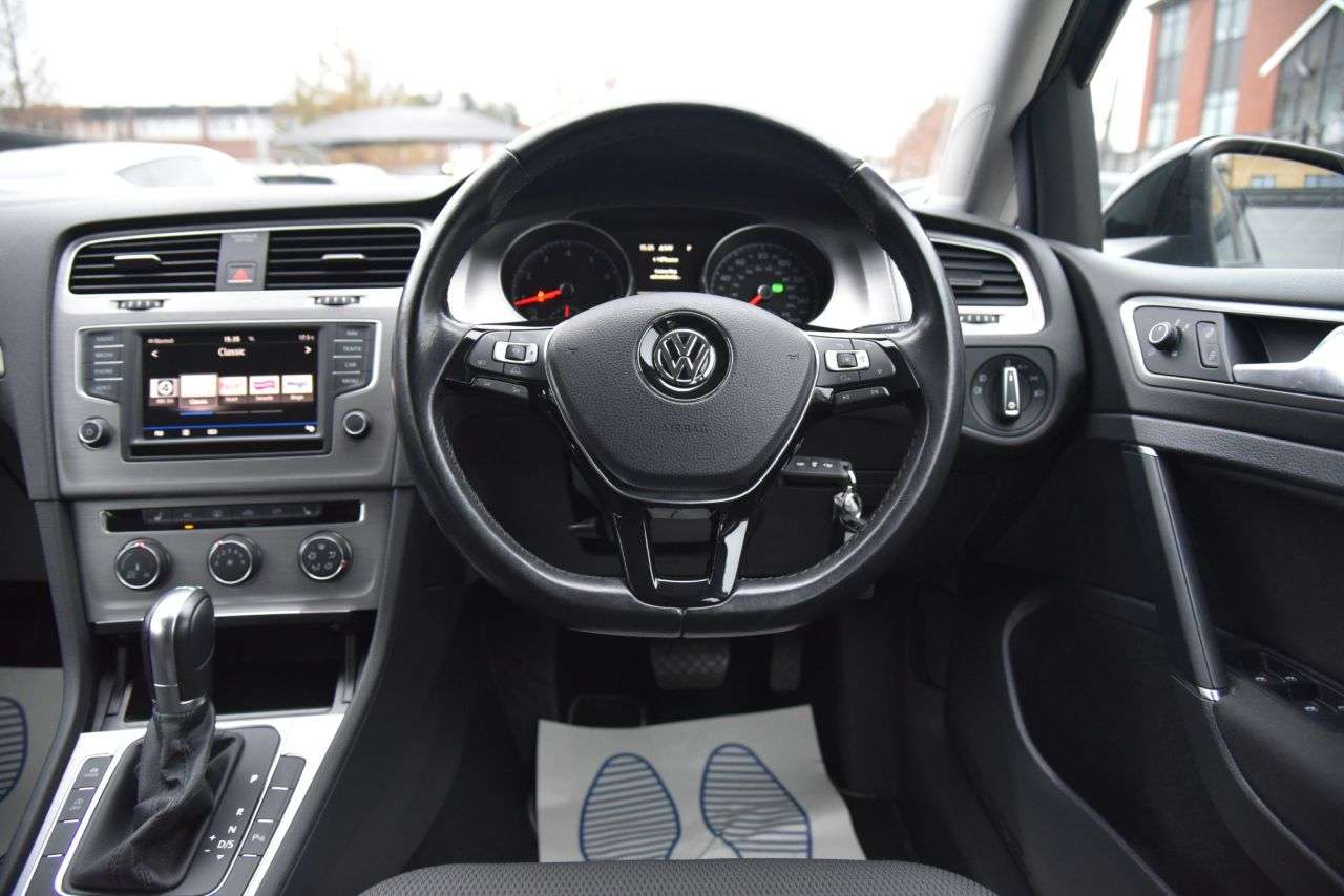 2017 VOLKSWAGEN GOLF 2017 VOLKSWAGEN GOLF