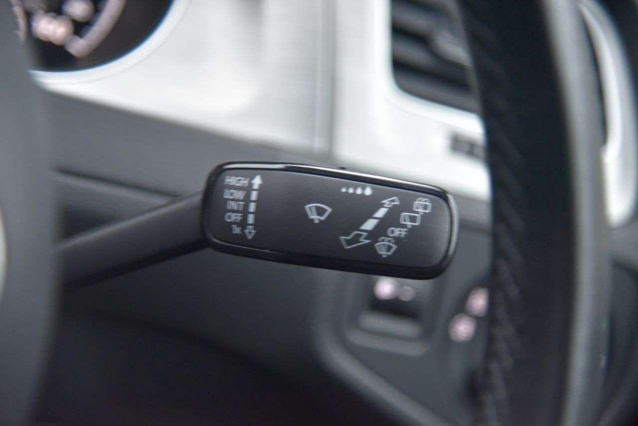 2017 VOLKSWAGEN GOLF 2017 VOLKSWAGEN GOLF