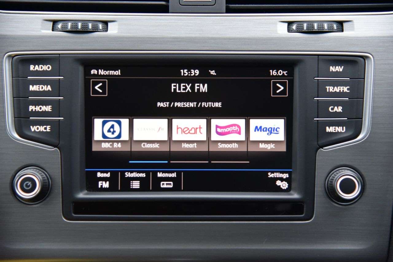 2017 VOLKSWAGEN GOLF 2017 VOLKSWAGEN GOLF