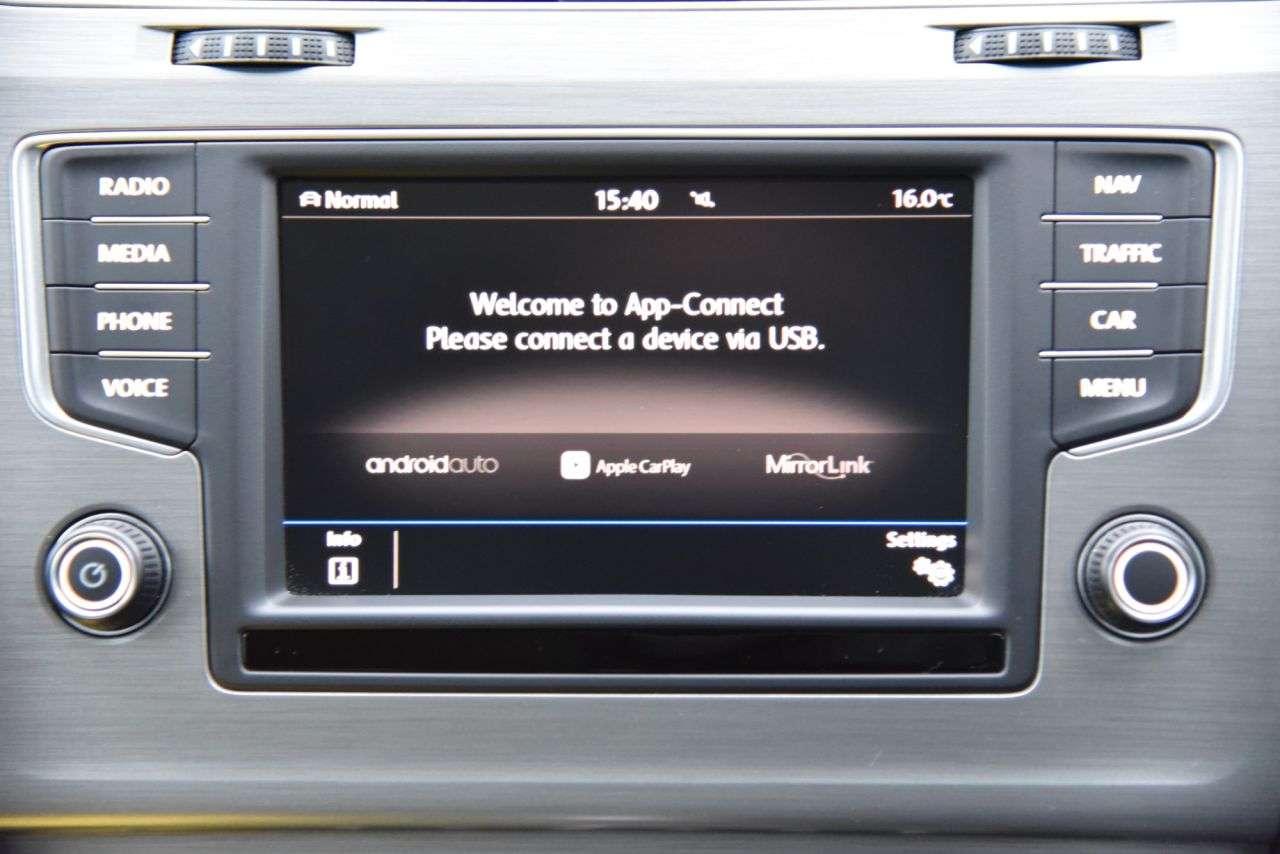 2017 VOLKSWAGEN GOLF 2017 VOLKSWAGEN GOLF