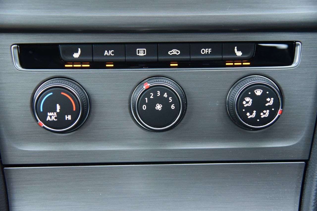 2017 VOLKSWAGEN GOLF 2017 VOLKSWAGEN GOLF