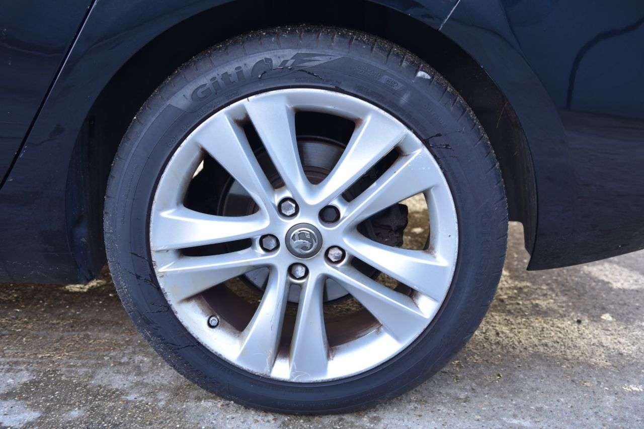 2017 VAUXHALL ZAFIRA TOURER 2017 VAUXHALL ZAFIRA TOURER