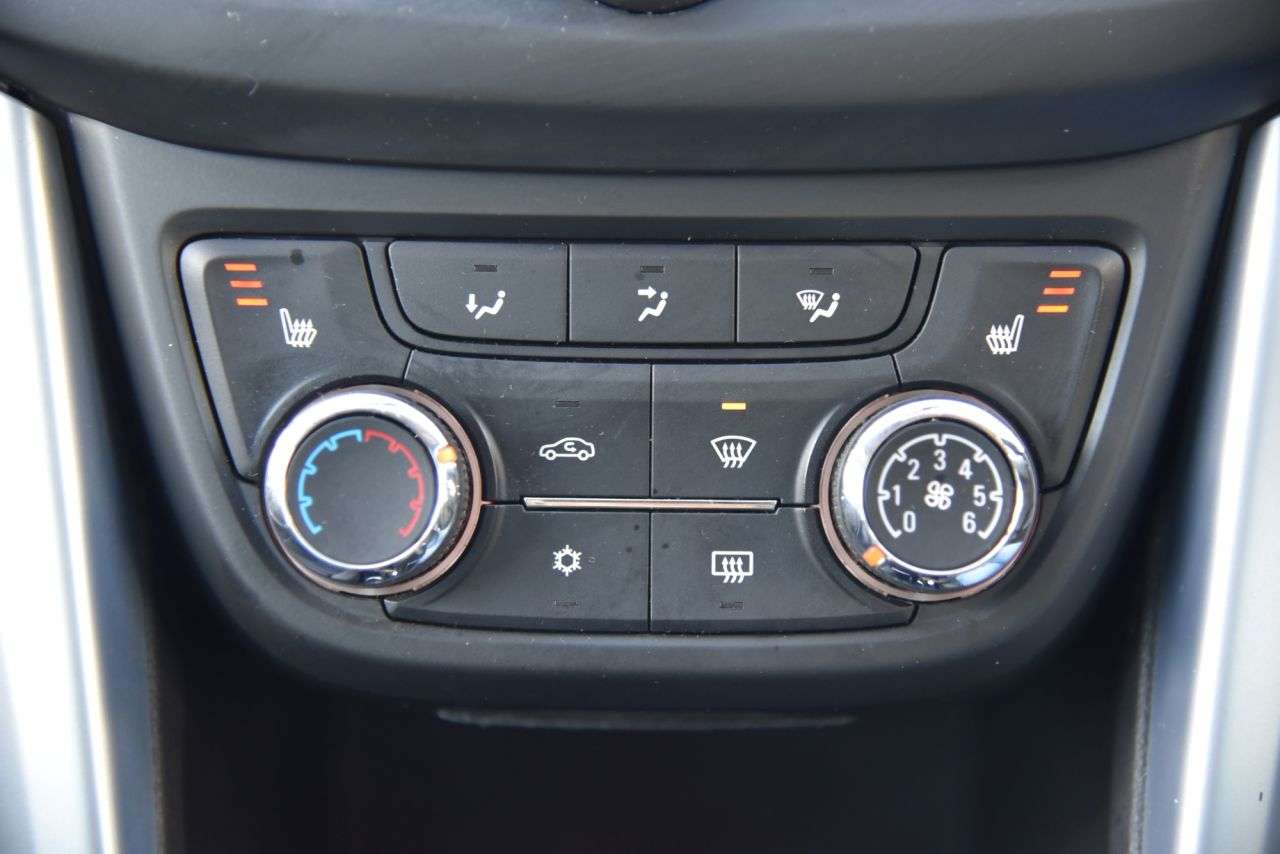 2017 VAUXHALL ZAFIRA TOURER 2017 VAUXHALL ZAFIRA TOURER