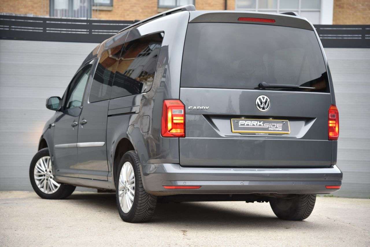 A 2018 VOLKSWAGEN CADDY MAXI LIFE 1.4 TSI BlueMotion Tech MPV 5dr Petrol DSG Euro 6 (s/s) (125 ps) AUTO | 2 O A 2018 VOLKSWAGEN CADDY MAXI LIFE 1.4 TSI BlueMotion Tech MPV 5dr Petrol DSG Euro 6 (s/s) (125 ps) AUTO | 2 O