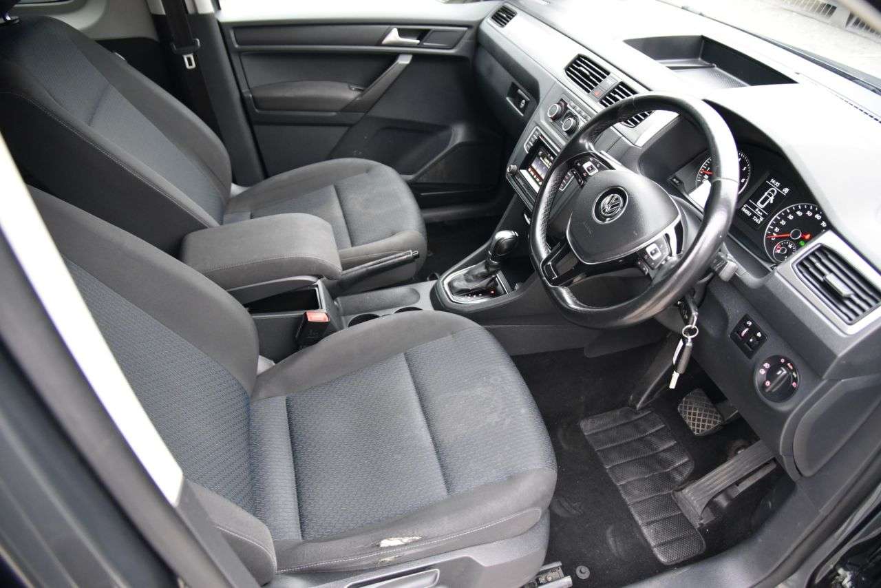 A 2018 VOLKSWAGEN CADDY MAXI LIFE 1.4 TSI BlueMotion Tech MPV 5dr Petrol DSG Euro 6 (s/s) (125 ps) AUTO | 2 O A 2018 VOLKSWAGEN CADDY MAXI LIFE 1.4 TSI BlueMotion Tech MPV 5dr Petrol DSG Euro 6 (s/s) (125 ps) AUTO | 2 O