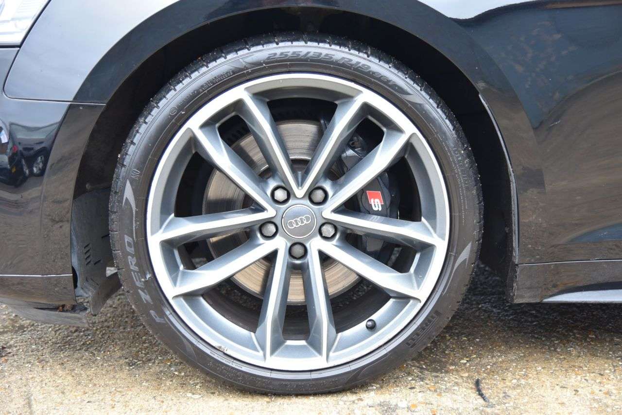 2017 AUDI S5 2017 AUDI S5