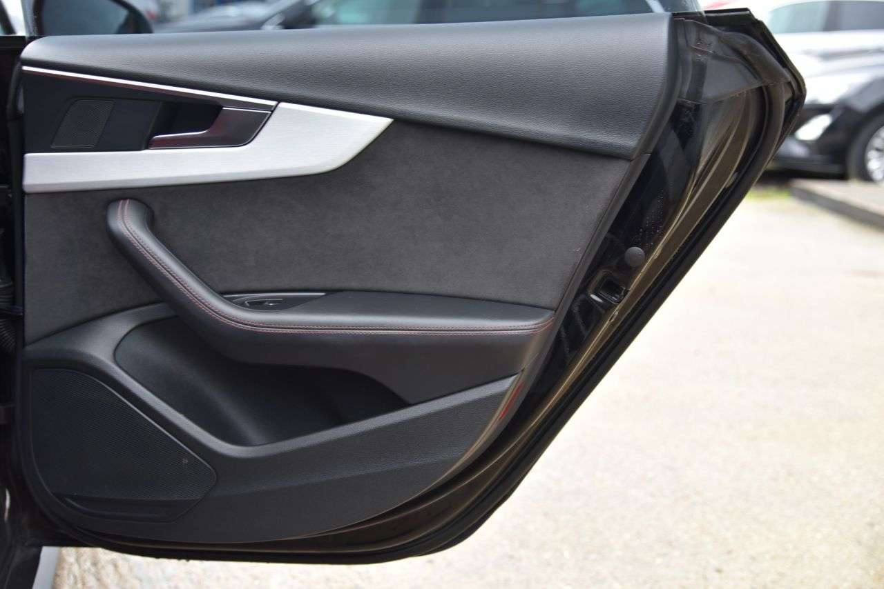 2017 AUDI S5 2017 AUDI S5