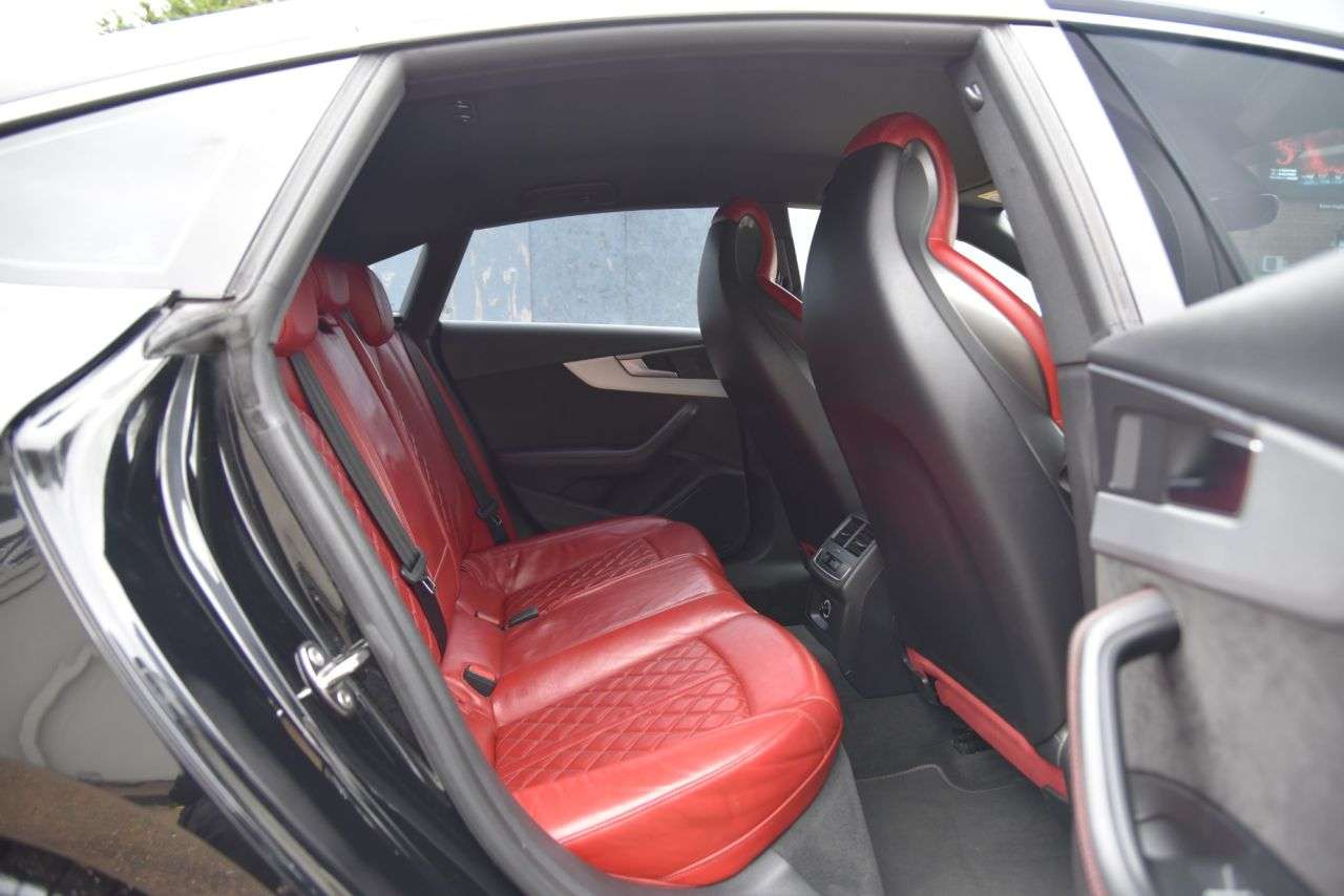 2017 AUDI S5 2017 AUDI S5