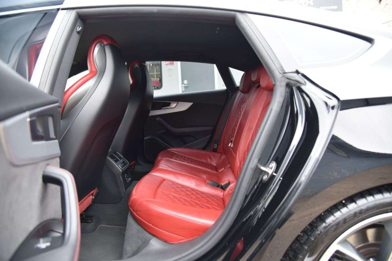 2017 AUDI S5 2017 AUDI S5