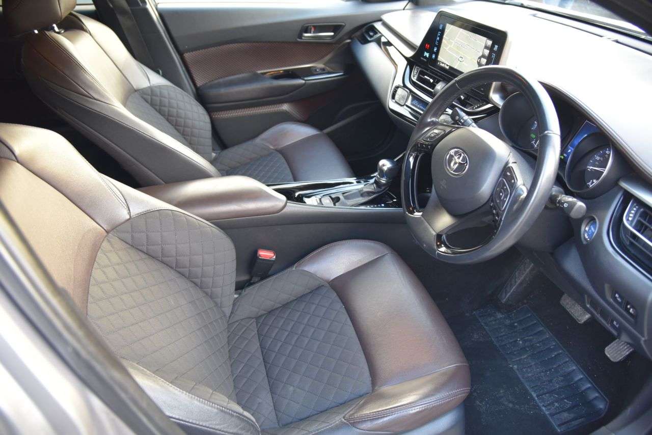 2018 TOYOTA C-HR 2018 TOYOTA C-HR