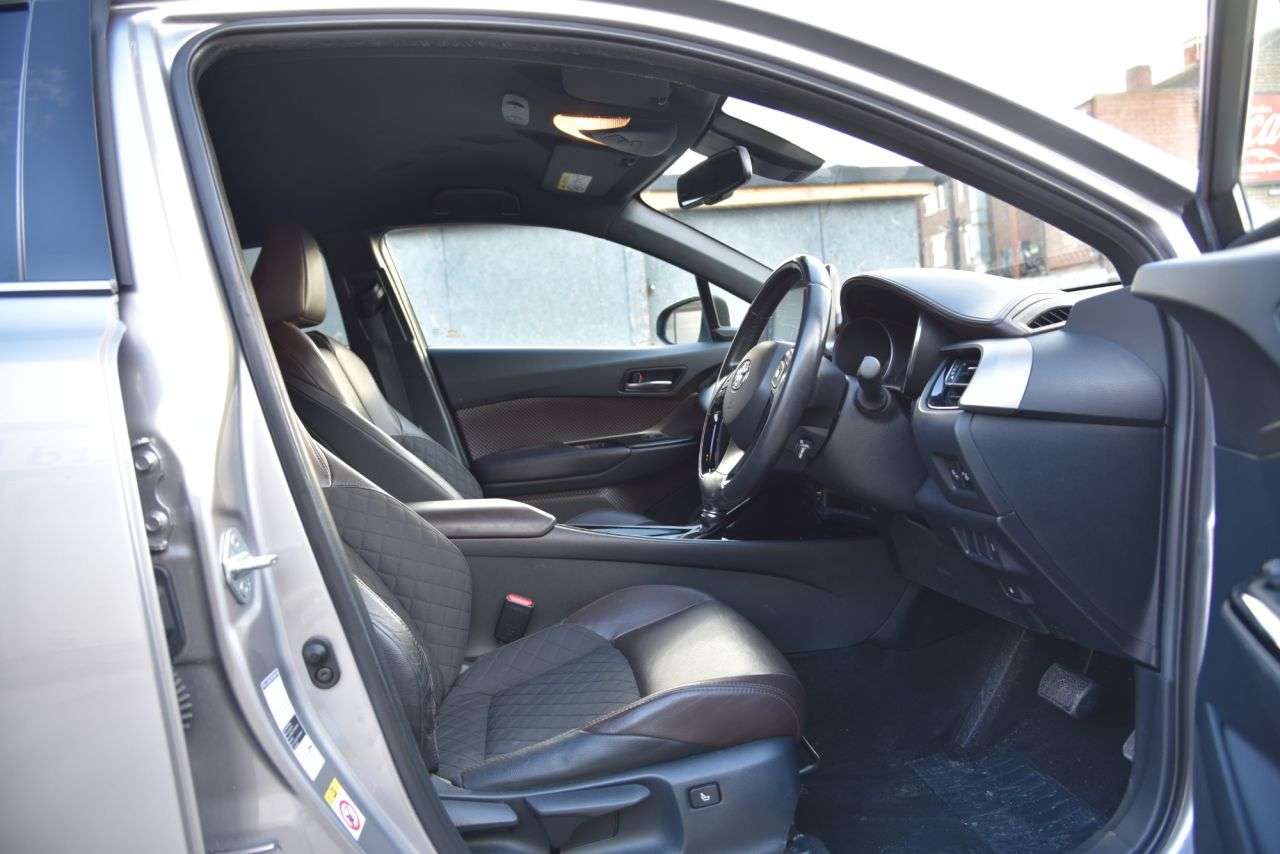 2018 TOYOTA C-HR 2018 TOYOTA C-HR