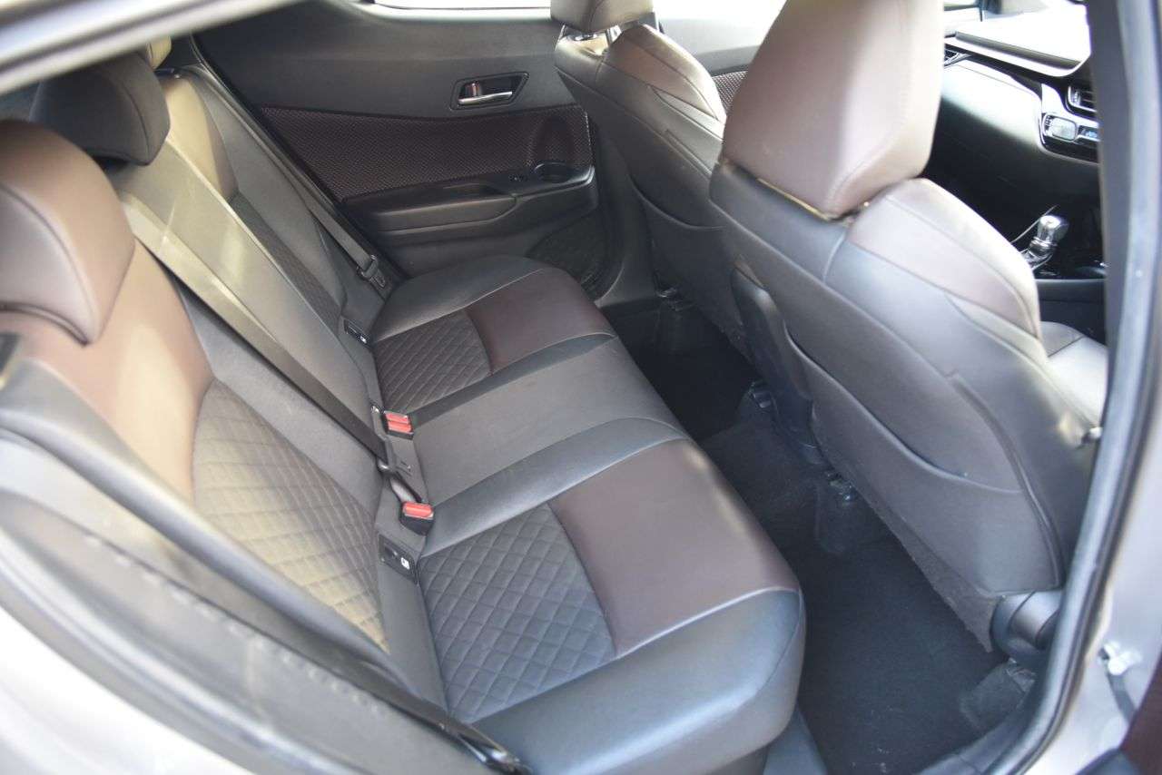 2018 TOYOTA C-HR 2018 TOYOTA C-HR