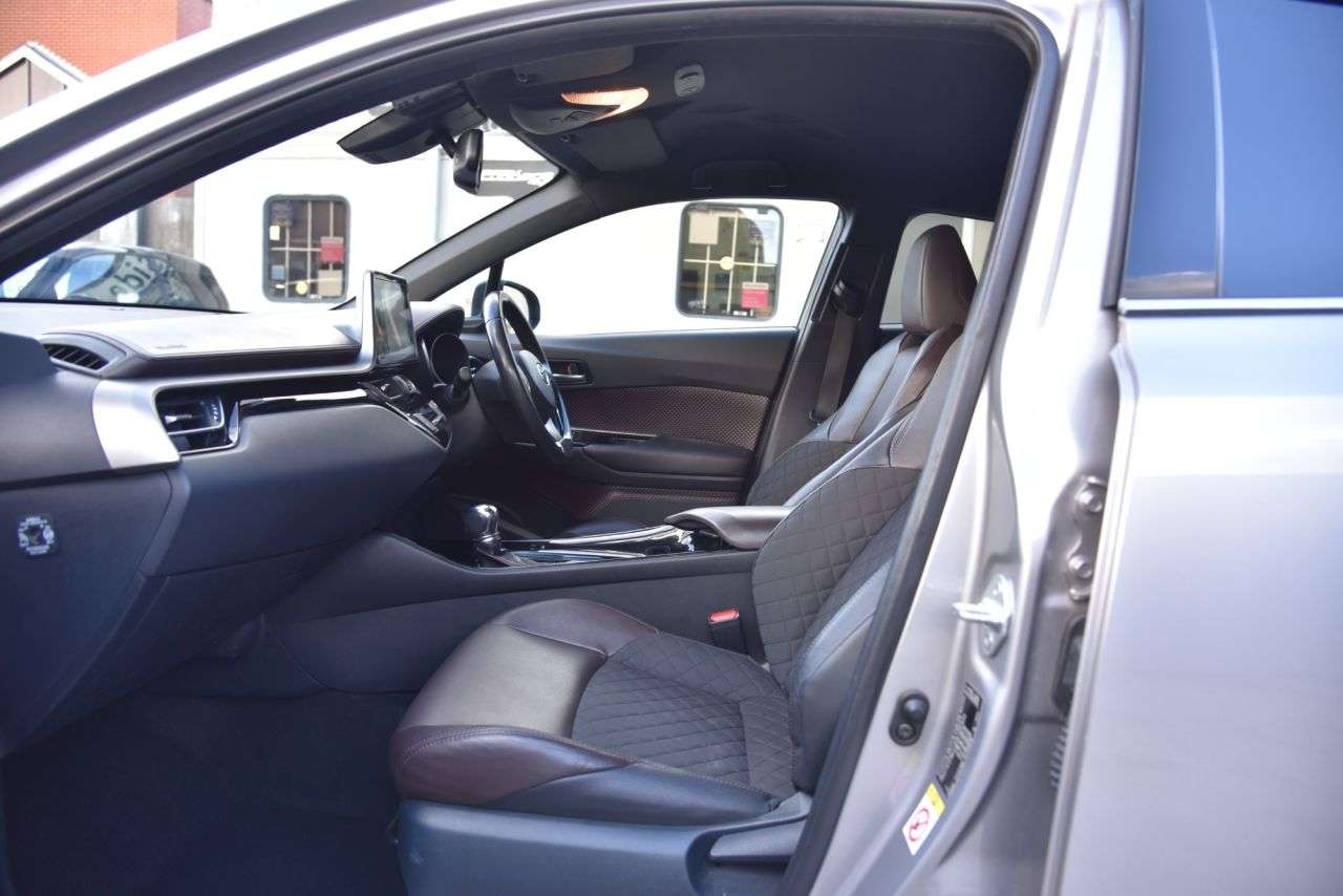 2018 TOYOTA C-HR 2018 TOYOTA C-HR