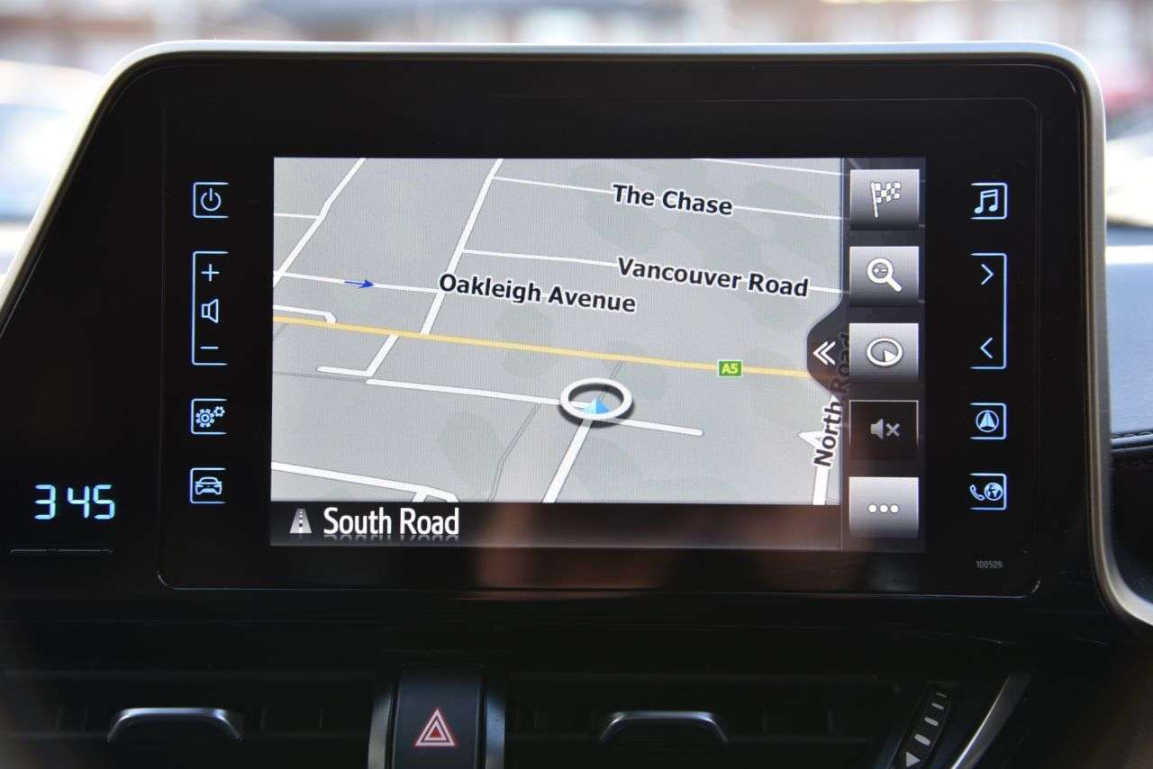 2018 TOYOTA C-HR 2018 TOYOTA C-HR