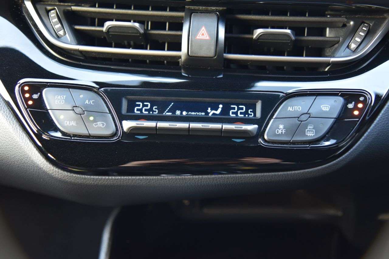 2018 TOYOTA C-HR 2018 TOYOTA C-HR