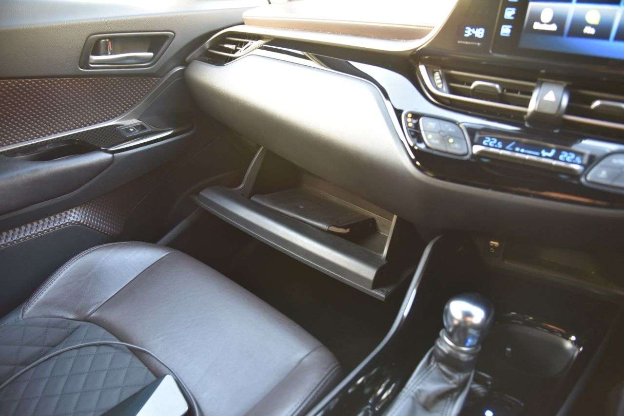 2018 TOYOTA C-HR 2018 TOYOTA C-HR