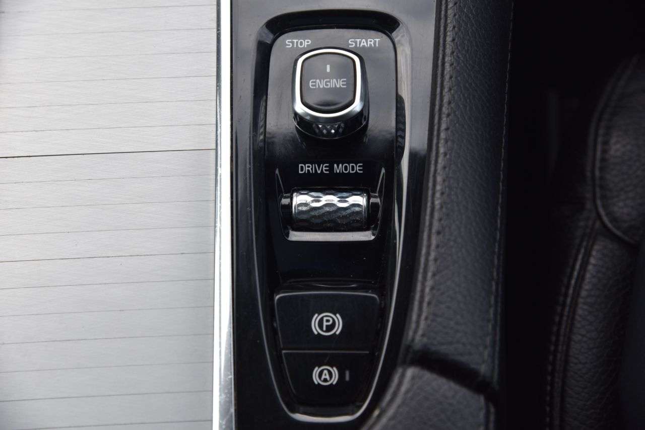 2016 VOLVO XC90 2016 VOLVO XC90