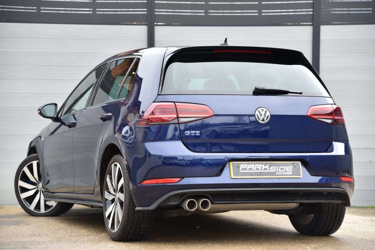 2020 VOLKSWAGEN GOLF 2020 VOLKSWAGEN GOLF