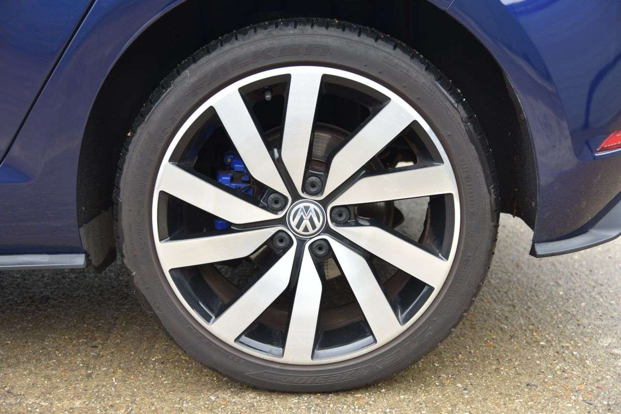 2020 VOLKSWAGEN GOLF 2020 VOLKSWAGEN GOLF