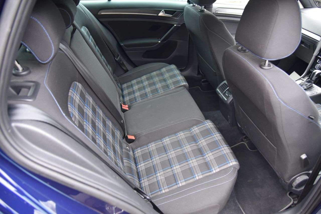 2020 VOLKSWAGEN GOLF 2020 VOLKSWAGEN GOLF