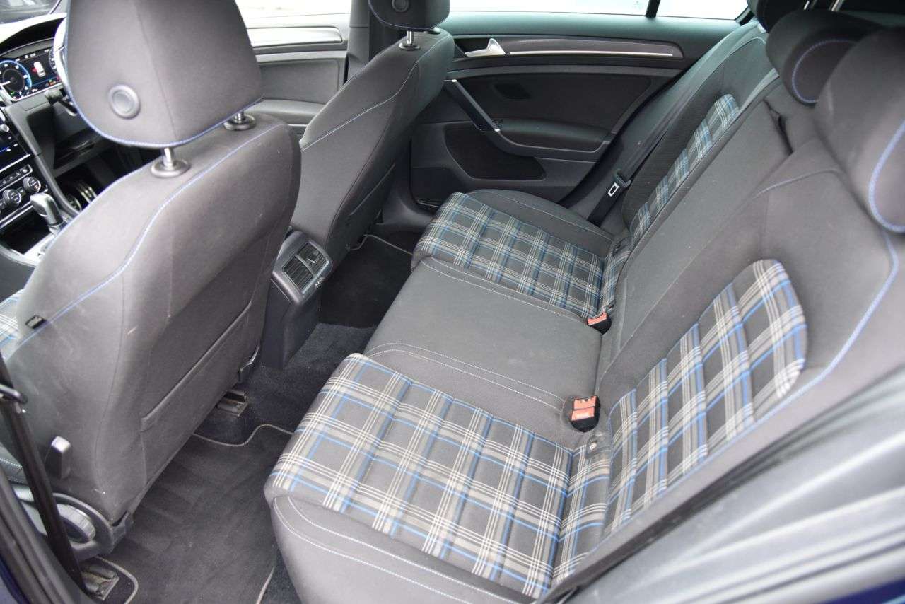 2020 VOLKSWAGEN GOLF 2020 VOLKSWAGEN GOLF