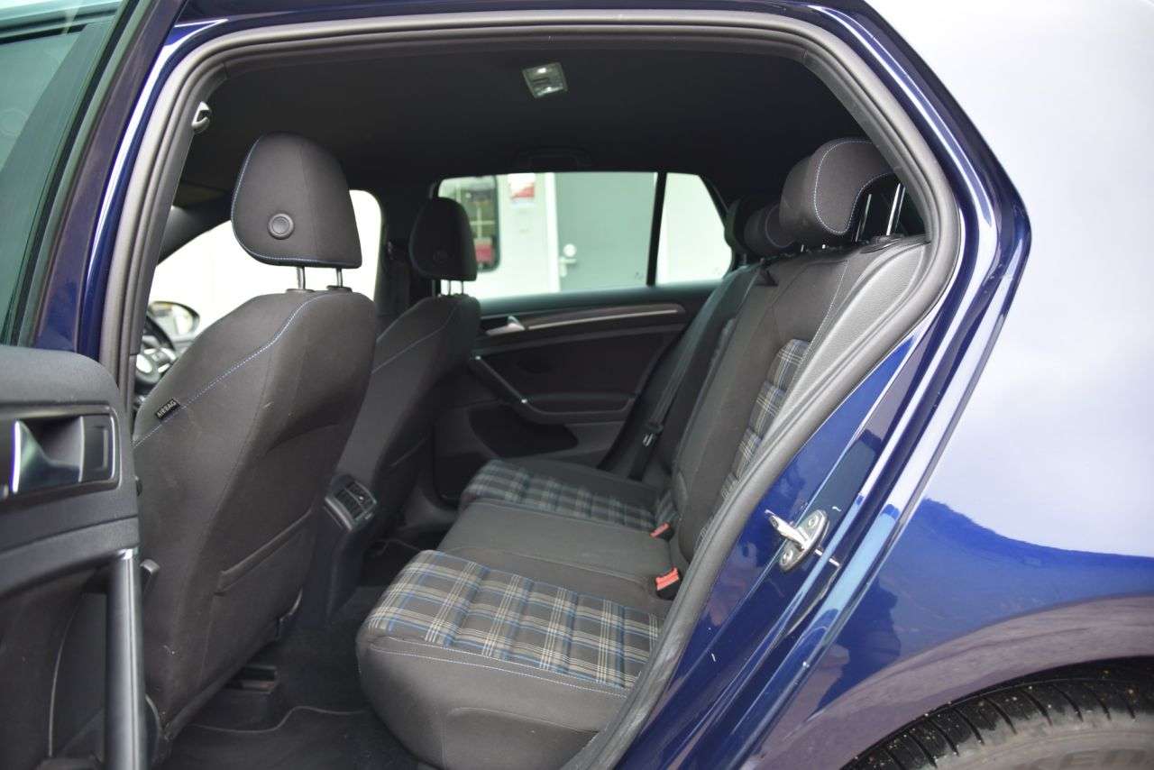 2020 VOLKSWAGEN GOLF 2020 VOLKSWAGEN GOLF