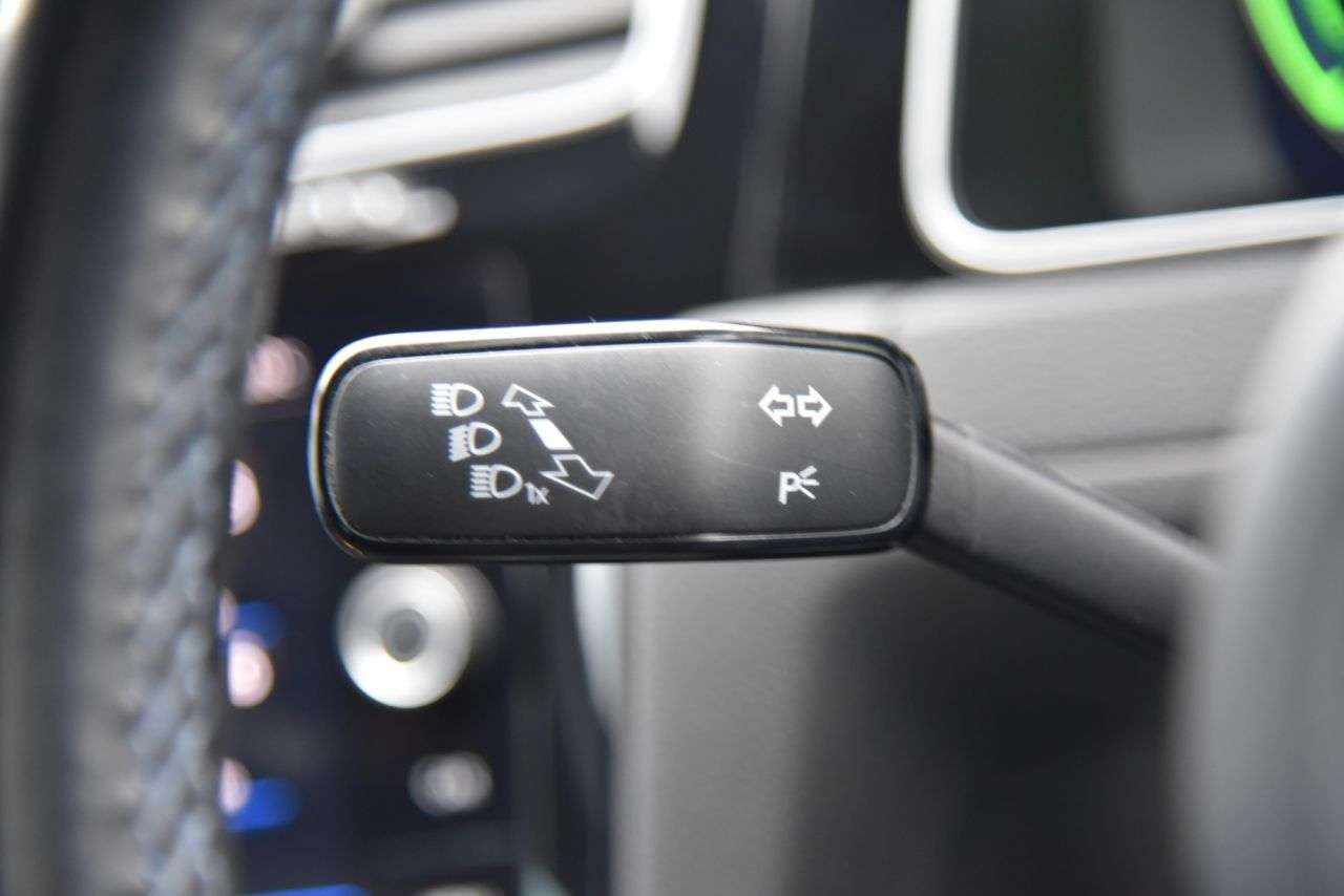 2020 VOLKSWAGEN GOLF 2020 VOLKSWAGEN GOLF