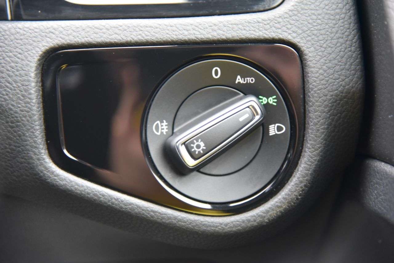 2020 VOLKSWAGEN GOLF 2020 VOLKSWAGEN GOLF