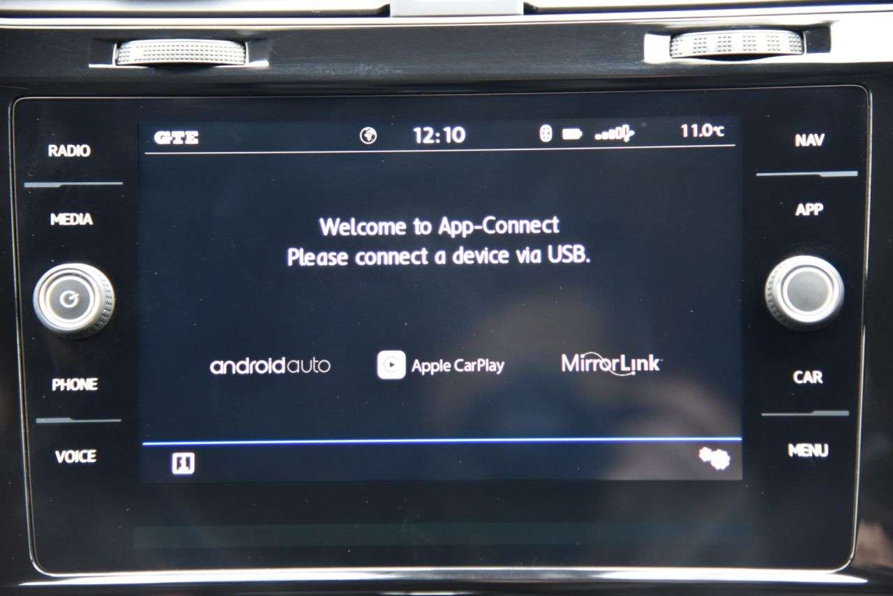 2020 VOLKSWAGEN GOLF 2020 VOLKSWAGEN GOLF