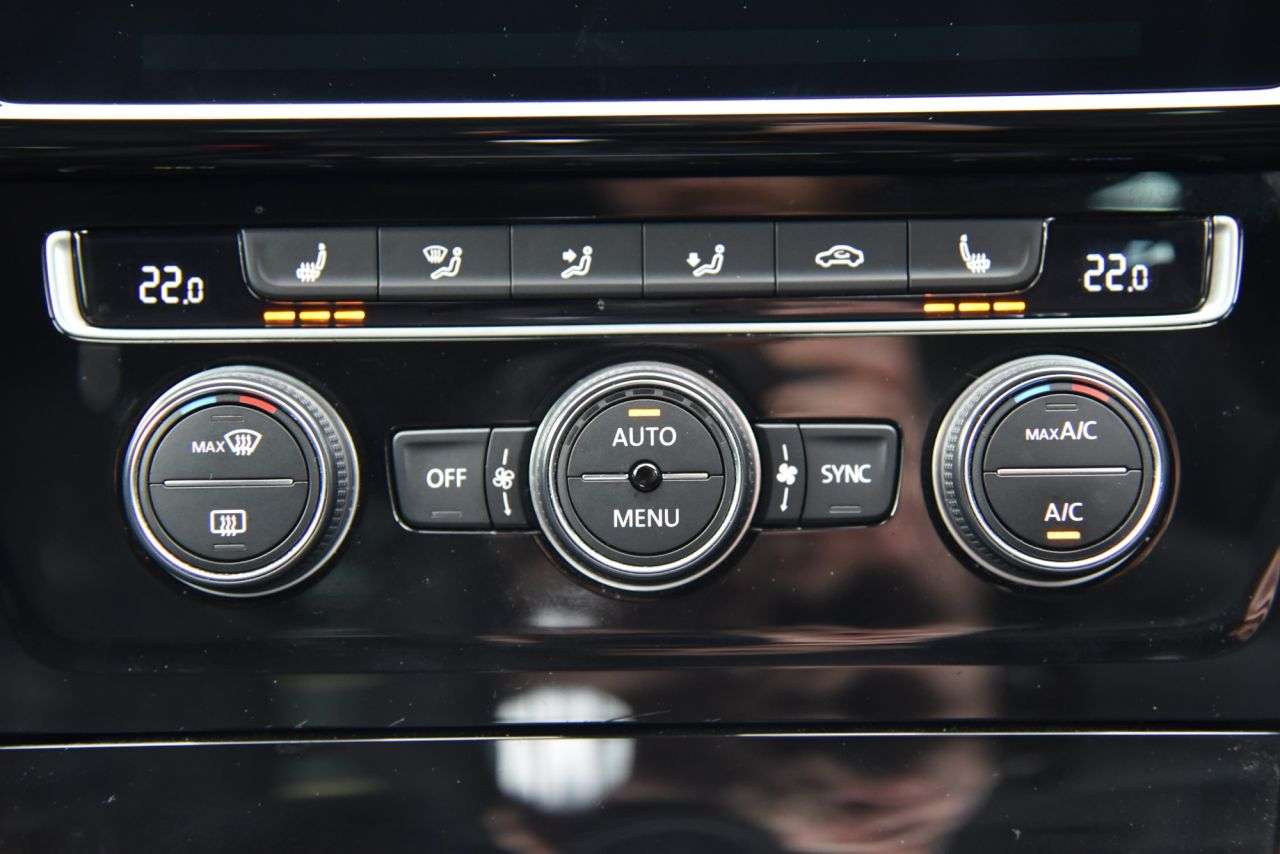 2020 VOLKSWAGEN GOLF 2020 VOLKSWAGEN GOLF