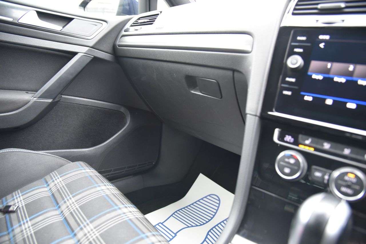 2020 VOLKSWAGEN GOLF 2020 VOLKSWAGEN GOLF