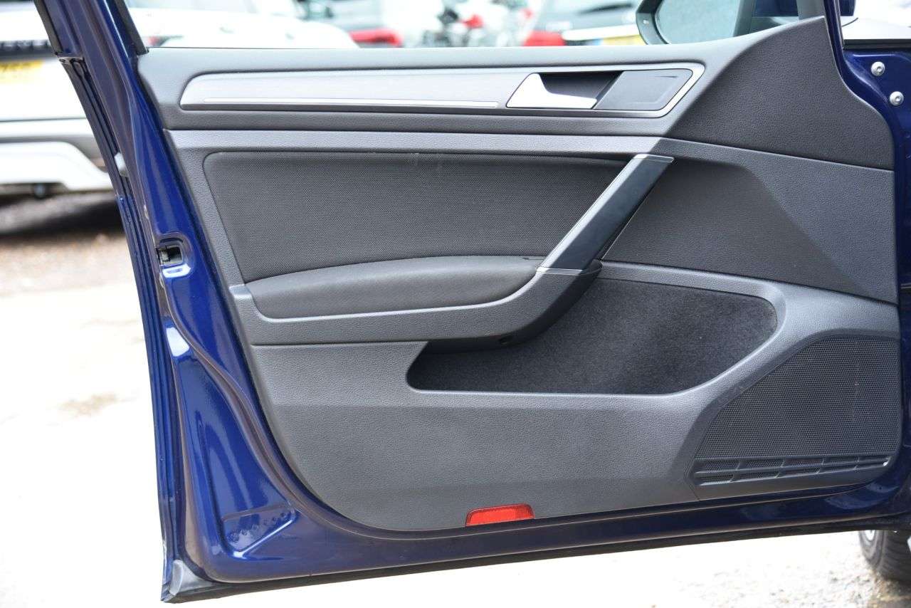 2020 VOLKSWAGEN GOLF 2020 VOLKSWAGEN GOLF