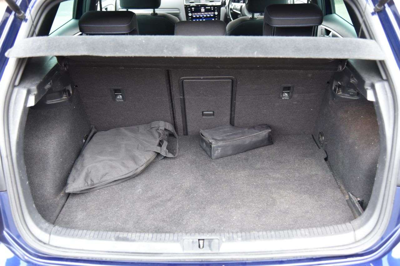 2020 VOLKSWAGEN GOLF 2020 VOLKSWAGEN GOLF