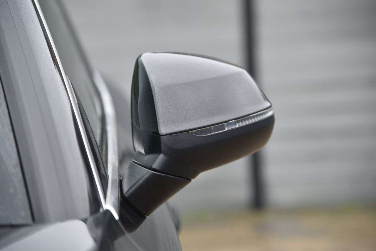 2017 AUDI Q5 2017 AUDI Q5