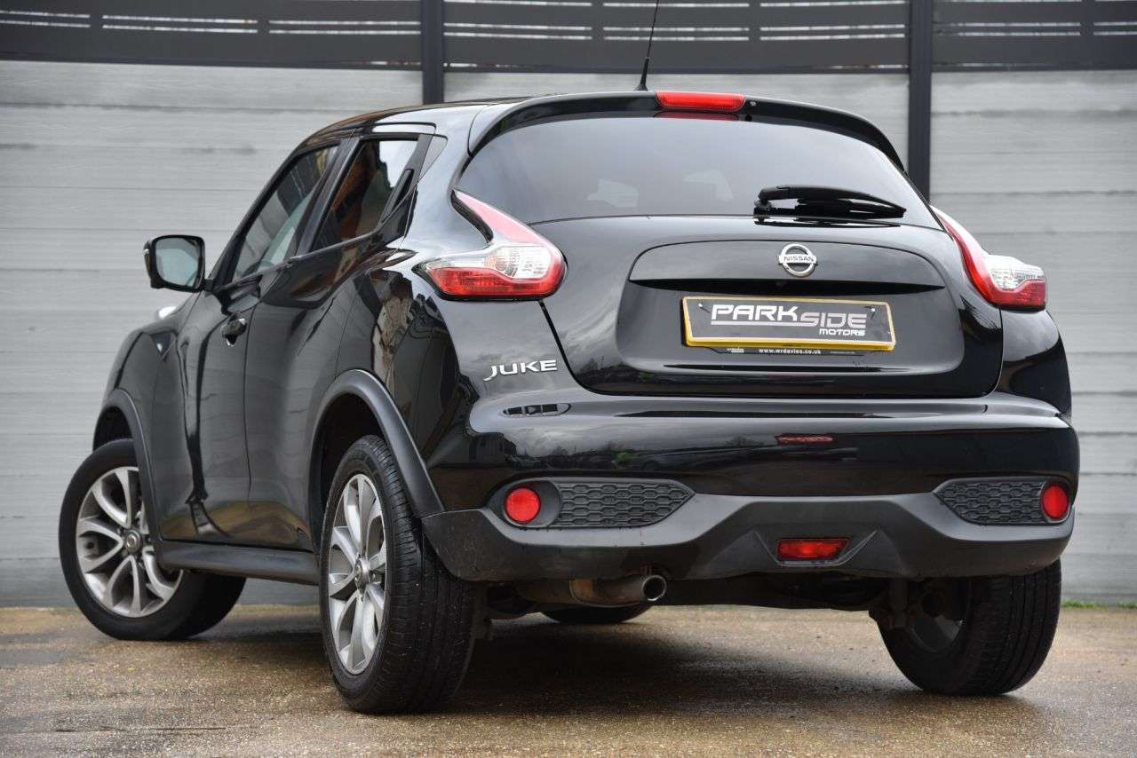 A 2017 NISSAN JUKE 1.6 Tekna SUV 5dr Petrol XTRON Euro 6 (117 ps) LEATHER | PRIVACY | SATNAV | A 2017 NISSAN JUKE 1.6 Tekna SUV 5dr Petrol XTRON Euro 6 (117 ps) LEATHER | PRIVACY | SATNAV |
