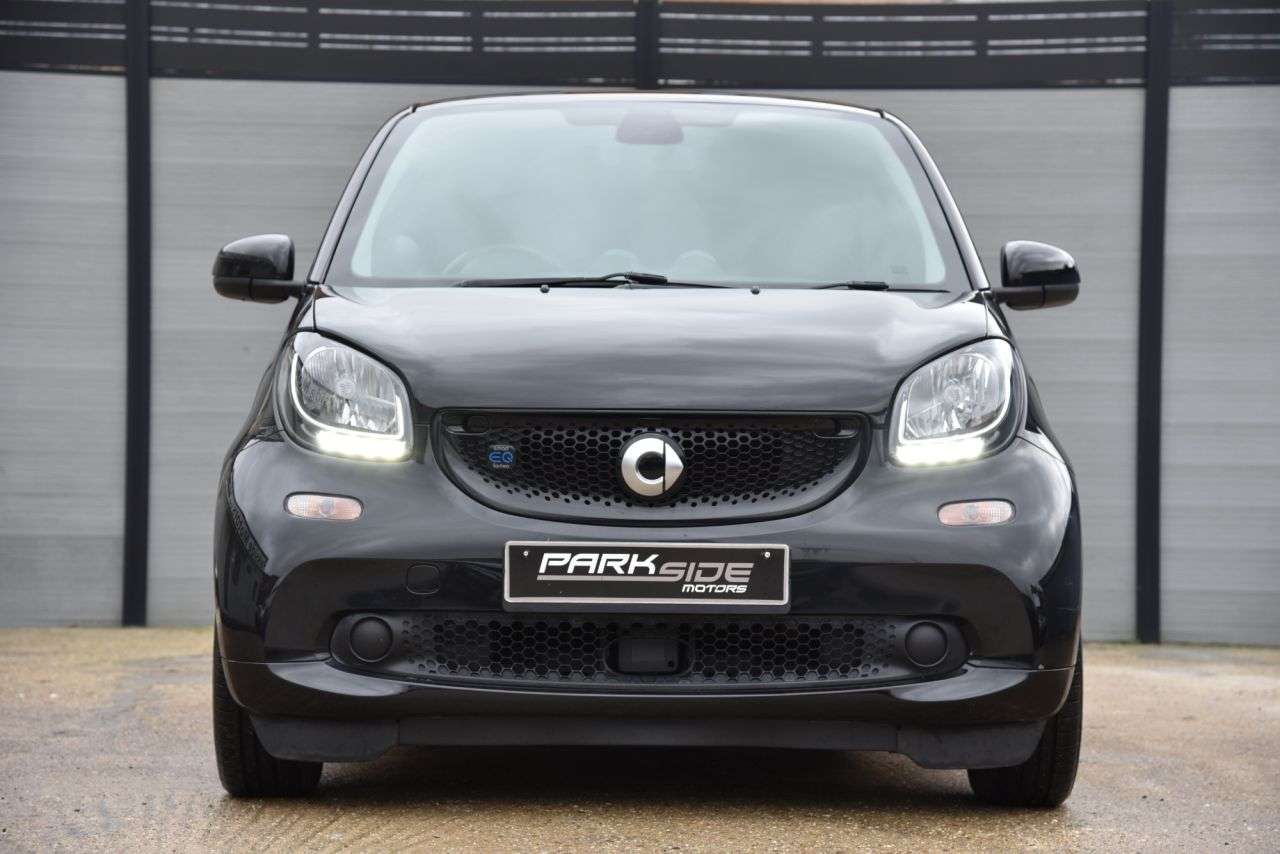 A 2018 SMART FORTWO 17.6kWh Prime (Premium) Coupe 2dr Electric Auto (82 ps) LEATHER | PRIVACY | A 2018 SMART FORTWO 17.6kWh Prime (Premium) Coupe 2dr Electric Auto (82 ps) LEATHER | PRIVACY |