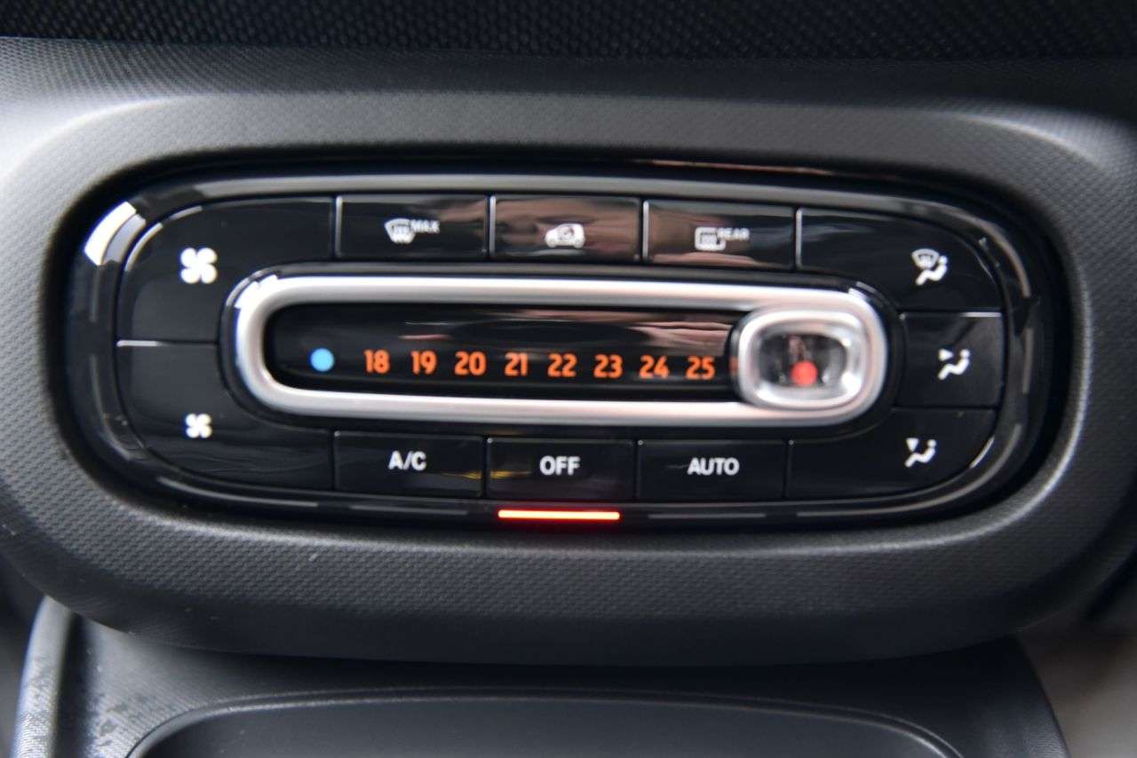 2018 SMART FORTWO 2018 SMART FORTWO