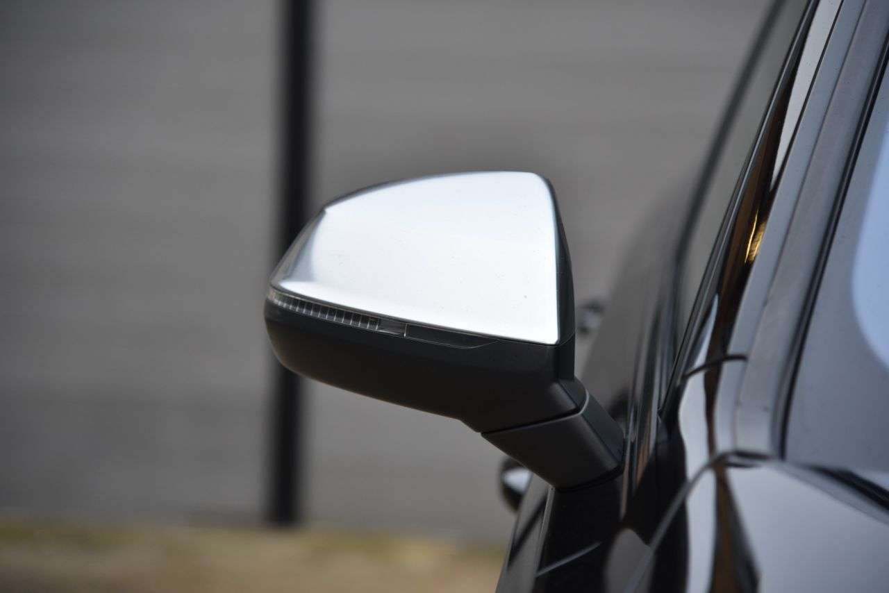 2018 AUDI SQ7 2018 AUDI SQ7