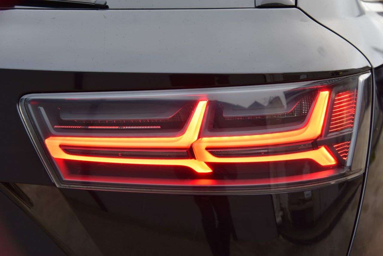 2018 AUDI SQ7 2018 AUDI SQ7