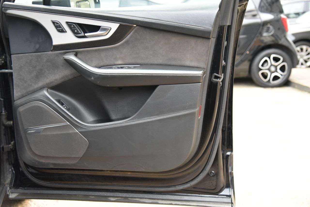 2018 AUDI SQ7 2018 AUDI SQ7