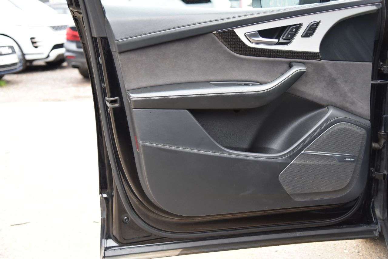 2018 AUDI SQ7 2018 AUDI SQ7