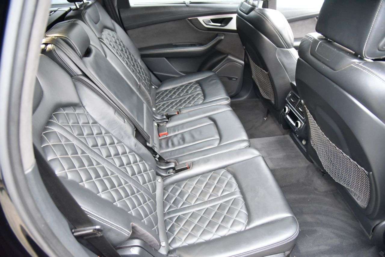 2018 AUDI SQ7 2018 AUDI SQ7